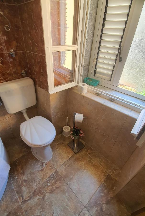 Franceska apartmani Cres Bagian luar foto