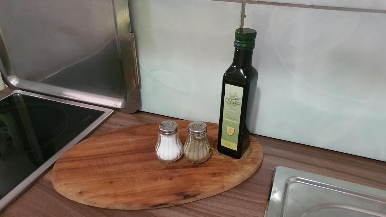 Franceska apartmani Cres Bagian luar foto