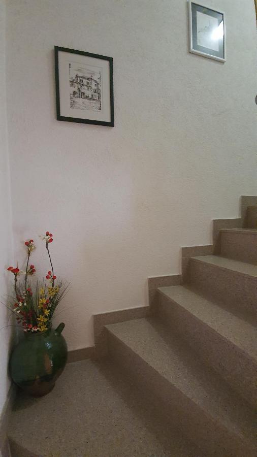 Franceska apartmani Cres Bagian luar foto