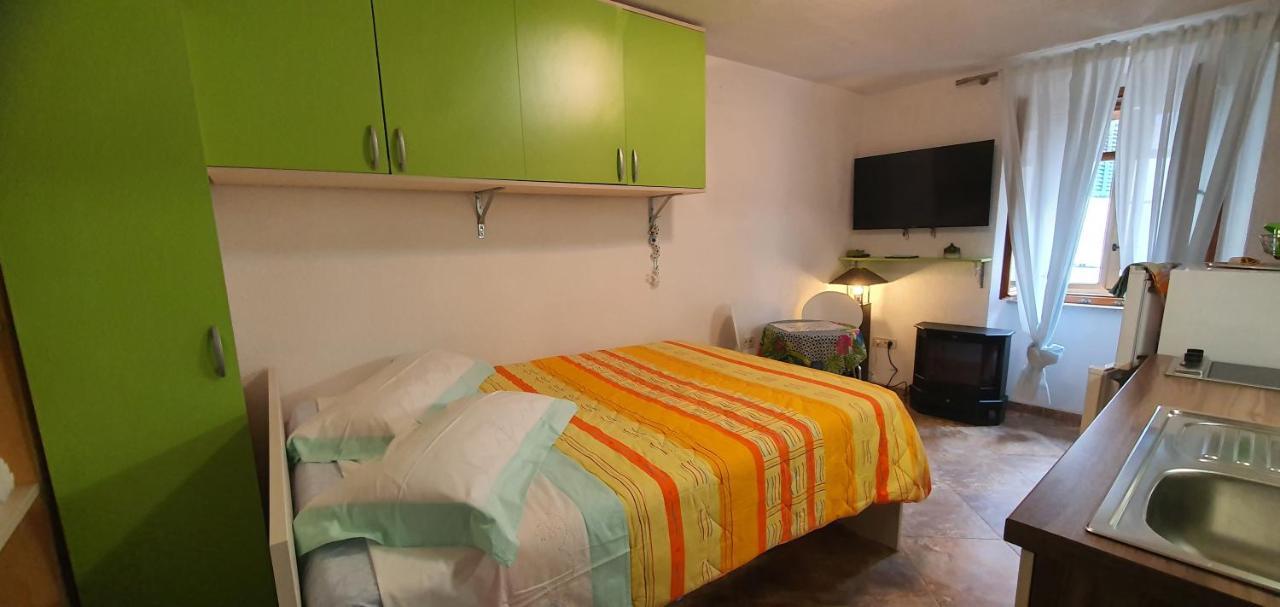 Franceska apartmani Cres Bagian luar foto